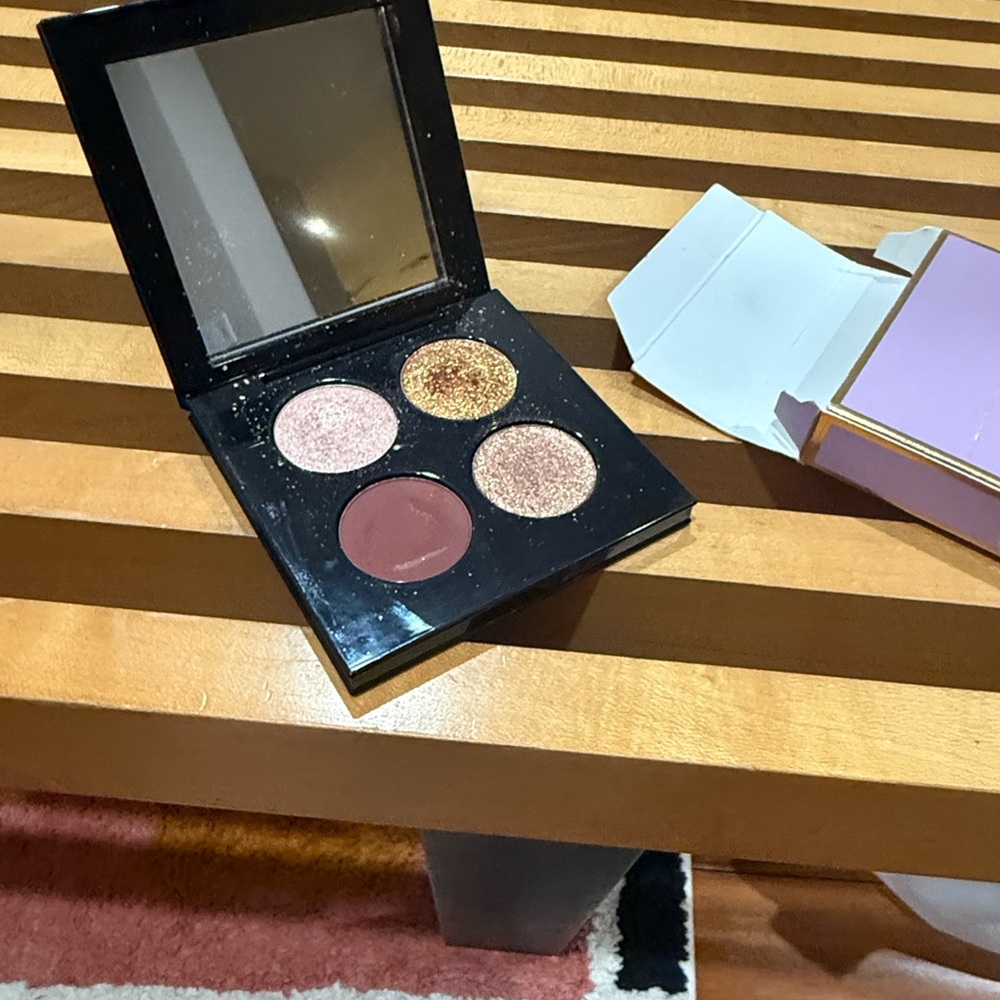 Shimmer Eyeshadow Palette with Gold and Pink Shades.used only 3 time